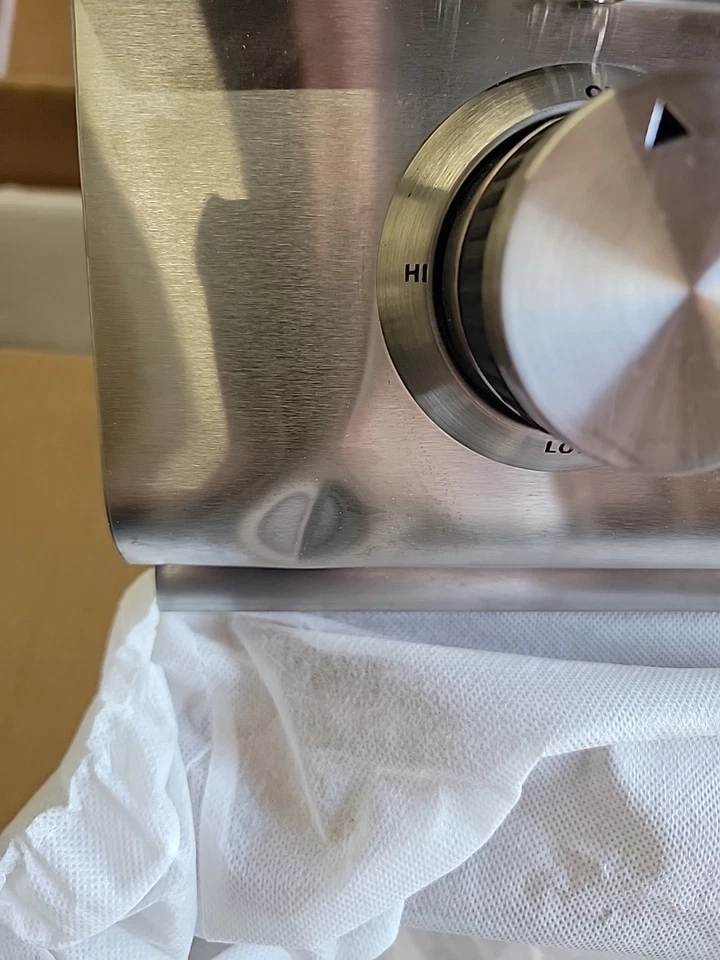 Blaze BLZ-SB2LTE-LP Double Side Burner with Lights Small Dent In Face - Image 2 of 4