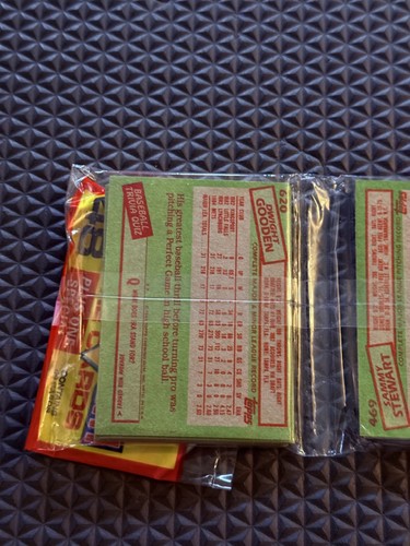 1985 Topps Baseball Rack Pack Dwight Gooden(RC) on Back George Brett AS on Front - Picture 5 of 5