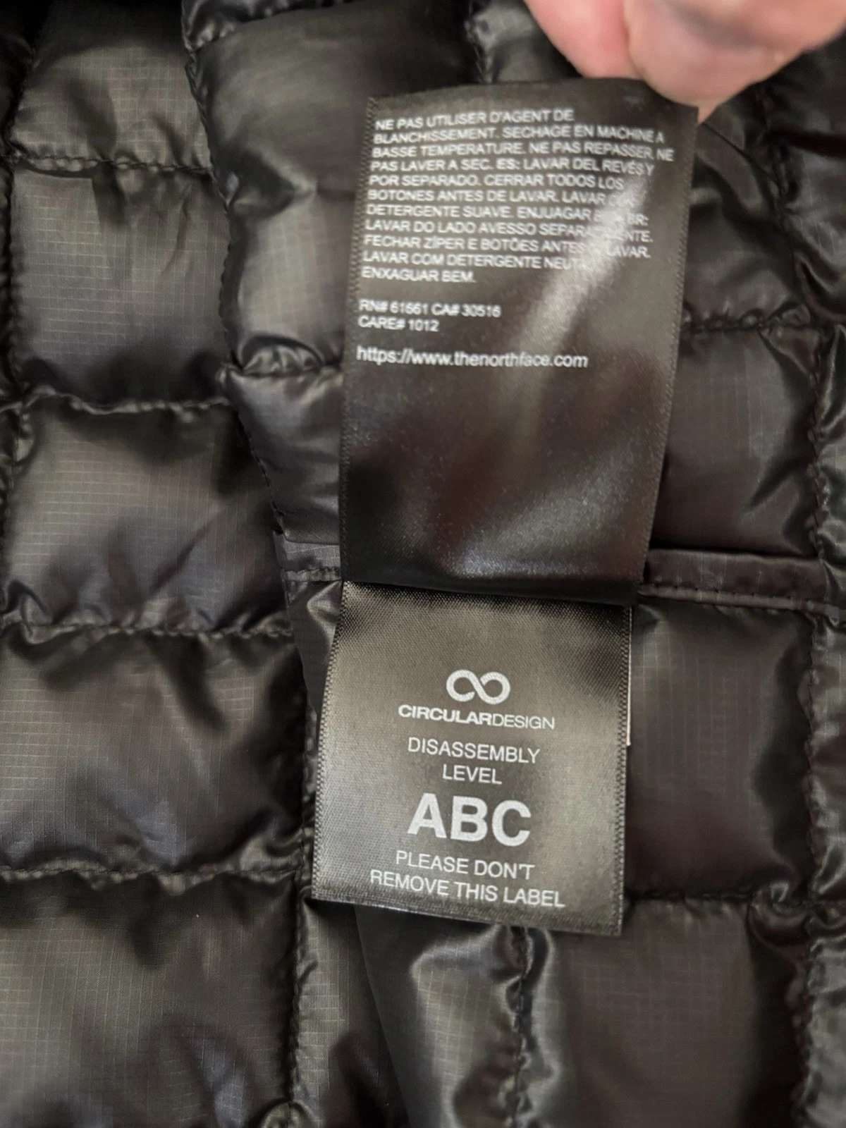 The North Face Men’s Big & Tall Thermoball Quilted Jacket TNF Black 4X NWT $200 - product detail image 15
