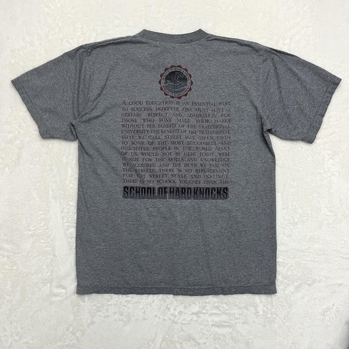 Camisa School of Hard Knocks Para Hombres Gris Medio DJ Tocadiscos Gráfico Streetwear Rap - Imagen 8 de 17