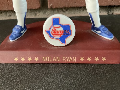 Impressioni sportive serie miniatura Nolan Ryan statuina ceramica gruppo A set 1 - Foto 3 di 6