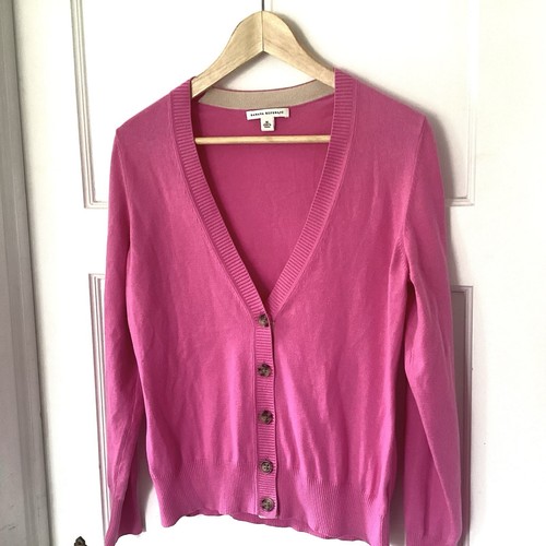 Geranium Pink Cotton V-neck Cardigan Banana Republic Size M Colorful Hot Pink - Picture 2 of 12