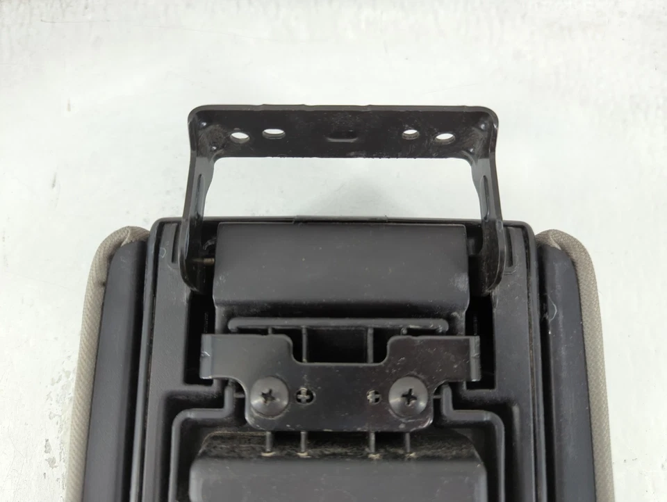 Mitsubishi Outlander 2013-2015 deportivo consola central reposabrazos cubierta tapa P4MOM Foto 4 de 4