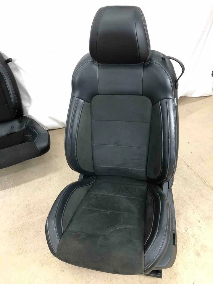 Juego de asientos 17 Ford Mustang Shelby GT350 OEM cuero negro y Alcántara (bolsa soplada) Foto 3 de 4