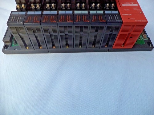 Mitsubishi Melsec PLC Expansion unit (no CPU), A1S61PN, I/O AISX42 and A1SY42. - Picture 9 of 11