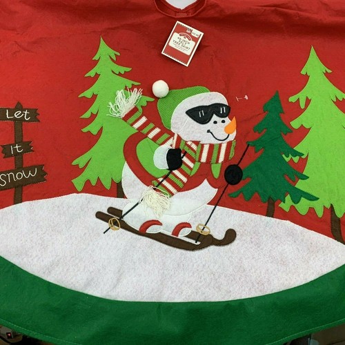 Christmas Tree Skirt Felt 48" Holiday Time Snowman Skiing Cozy Barn Red Green - Picture 5 of 9