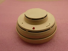CERBERUS PYROTRONICS DI-3 FIRE ALARM