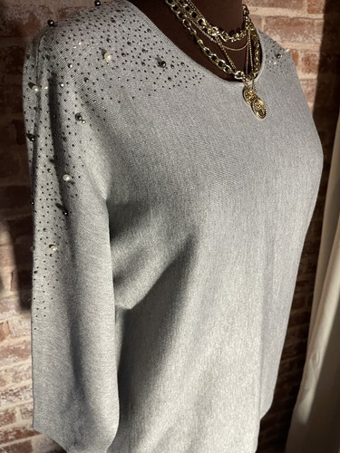 Calvin Klein Gray Knit Sweater 3/4 Sleeve Studded Beaded Shoulders Size Medium - Picture 4 of 6
