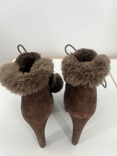 Nine West Brown Suede Faux Fur Boots Women’s Size 7.5 Short High Heels Pom Pom - Picture 8 of 12
