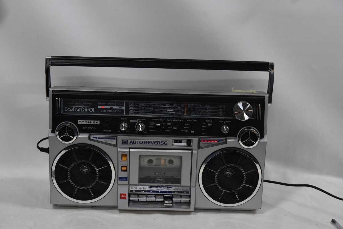 Toshiba RT-200S Portable Stereo Radio/Tape/AUX IN -Vintage Boombox
