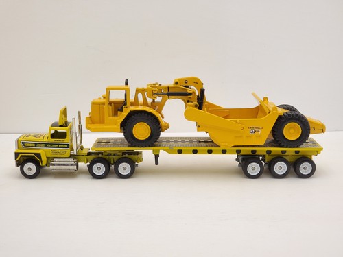 Winross 1993 Keller Bros. Ford Tractor Trailer with Caterpillar Load - Picture 3 of 22