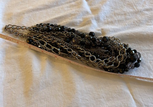 GORGEOUS NECKLACE - SILVER AND BLACK SHIMMERING CHAINS/BEADS - Picture 7 of 9
