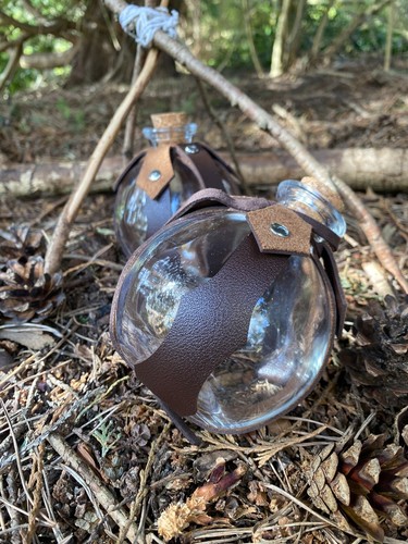 Cosplay/LARP - Glass Potion Bottle With Belt Loop And Cork - UK Stock - NEW - Picture 2 of 3