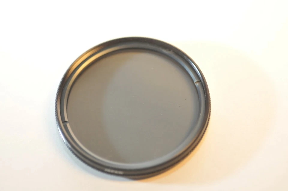 Vivitar 49mm Polarizer PL filter for Canon Nikon Sony Sigma lens - Image 3 of 4