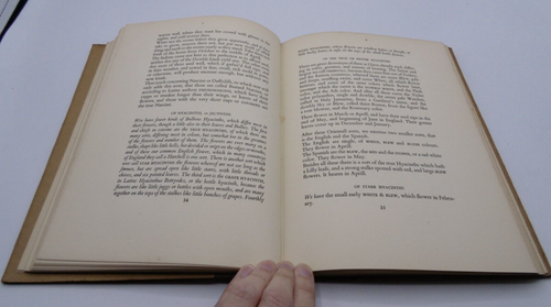 The Garden Book of Sir Thomas Hanmer, 1933, Limited Edition Hardback - Picture 10 of 22