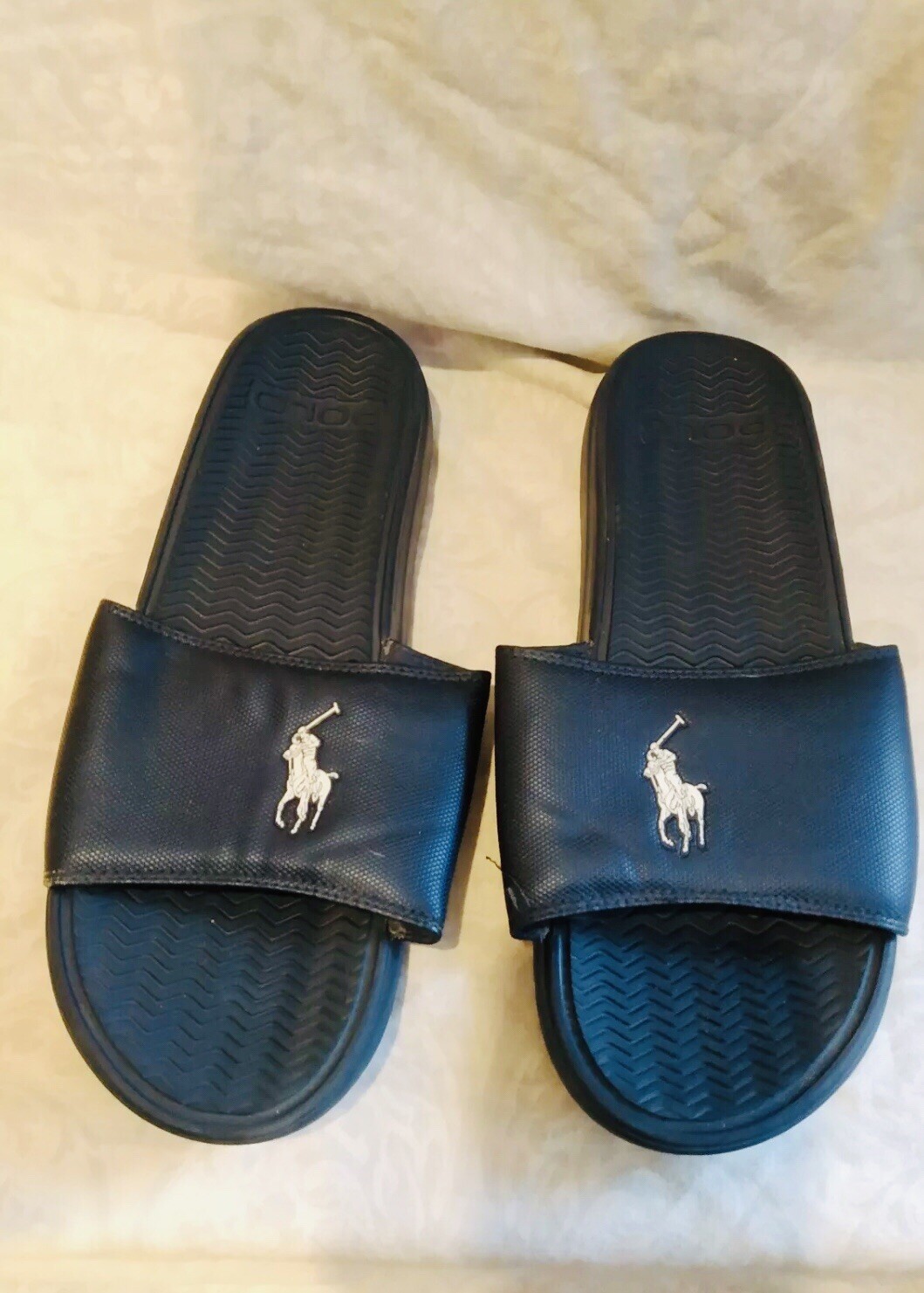 MENS POLO FLIP FLOPS SIZE U.K 10, EURO 44 MENS POLO FLIP FLOPS SIZE U.K 10, EURO 44