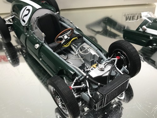 SCHUCO 450032700 COOPER T51 #12 - JACK BRABHAM - GREEN 1:18 - GOOD IN BOX - Imagen 14 de 16