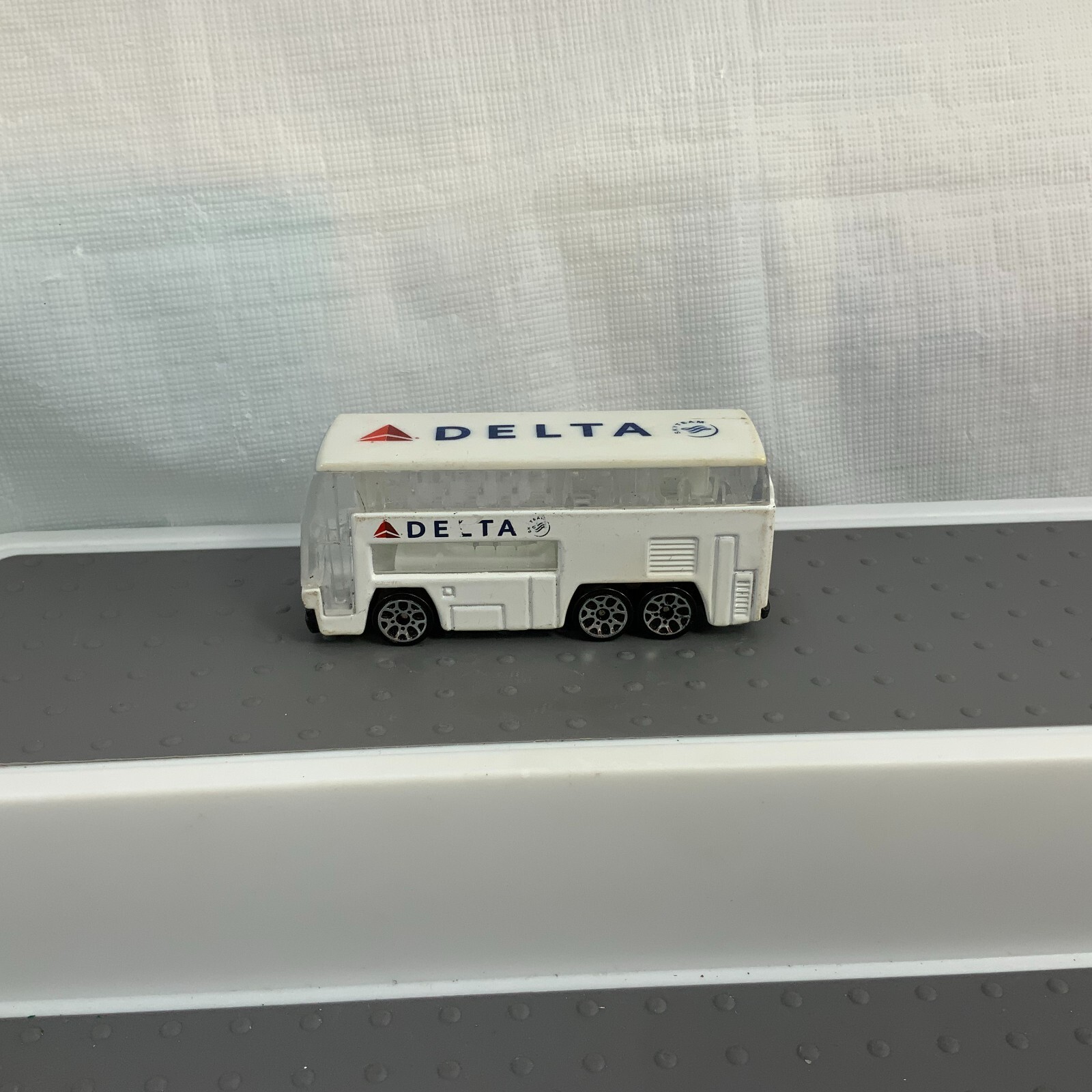 Picture 4 of 6