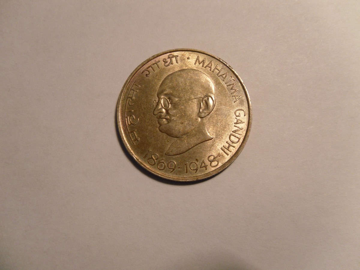 ガンジー　記念コイン　インド INDIA COMMEMORATIVE COIN - RS.10 - SILVER - MAHATMA GANDHI
