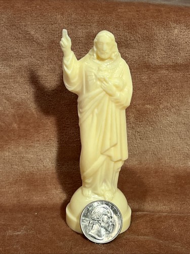 Vintage Plastic Sacred Heart of Jesus Dashboard Magnet (missing Mag) Statue Car - Picture 2 of 8