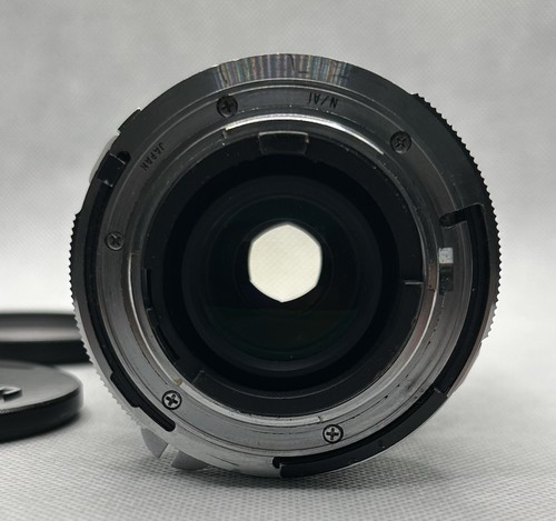 TAMRON 80-210mm F/3.8-4 CF TELE-MACRO ZOOM LENS + CASE, CAPS, FILTER, SHADE WOW! - Picture 7 of 7