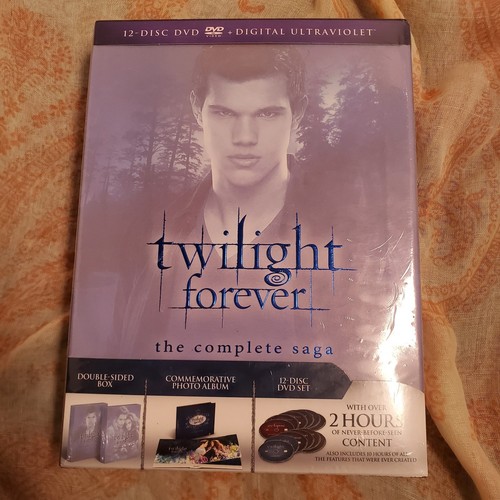 TWILIGHT SAGA BOOKS & (only movie is new) TWILIGHT FORVER the Complete Saga - Picture 14 of 21