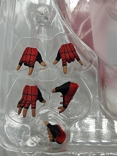 Mezco Toyz Marvel Universe Spider-Man 6 inch Actionfigur Neu geöffnete Verpackung - Bild 9 von 13