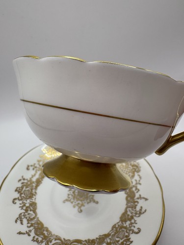 Taza de té y platillo de porcelana de hueso vintage coalport blanco con patrón dorado dorado dorado - Imagen 8 de 10