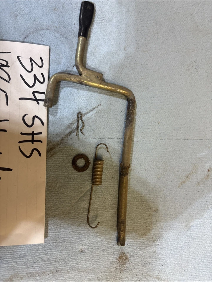 Honda Atc 125M 1985 pestillo de asiento palanca de liberación 334 Foto 2 de 4