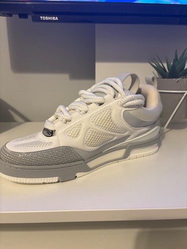 Grey loui vuitton LV skate - Picture 5 of 6