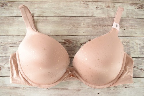 Victorias Secret 36C *BODY BY VICTORIA* SMOOTH PUSH-UP BRA *Pink Zinc Hearts*