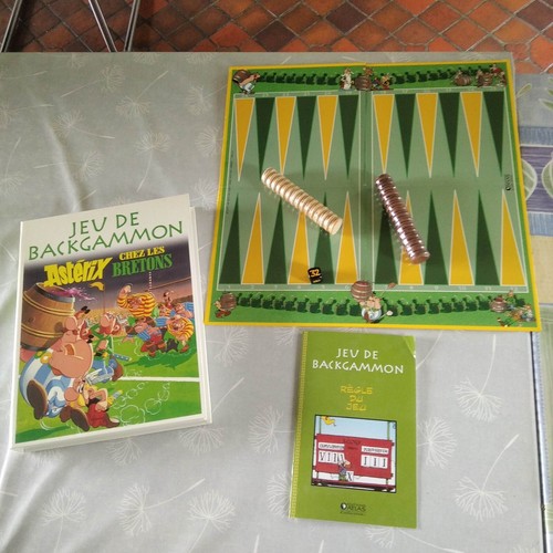 jeu de société ASTERIX - JEU DE BACKGAMMON - Asterix chez les Bretons - Atlas - Picture 1 of 4