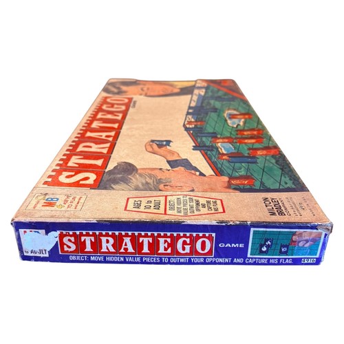 Stratego Board Game Milton Bradley 1970 – Vintage Strategy Classic - Picture 7 of 11