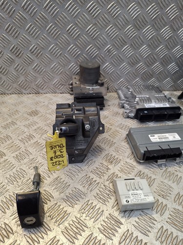 06-09 Range Rover L322 3.6 Engine ECU Kit - Picture 2 of 6