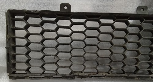 2012-2017 Fiat 500 Pop Coupe Lower Grille 51308 A 1RZ48TRMAA 1RZ48KX7AA - Picture 3 of 10