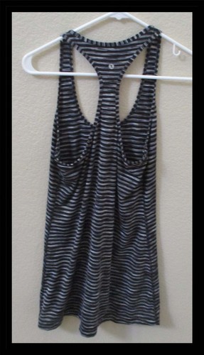 Xersion Ladies Racerback Top Fitted Black & White Stripe Size M - Picture 2 of 2