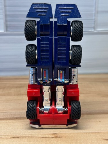 OPTIMUS PRIME TRANSFORMERS G1 1984 CAB Only PRE-RUB STAMPED 1 AND 2 ORIGINAL - Picture 10 of 16