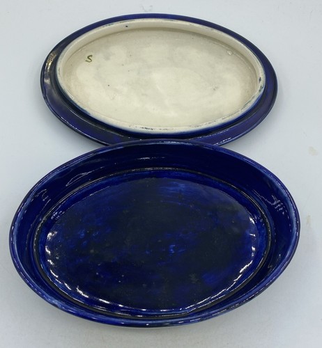 Moorcroft Pottery Cobalt Blue and Pink and dark green Trinket Box - Picture 2 of 3