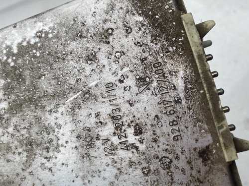 PORSCHE 911 ORIGINAL EARLY CRUISE CONTROL MODULE RELAY COMPUTER 92861712700 - Picture 2 of 3