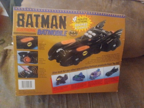 Toy Biz, 1990 Batman electronic Batmobile 4 realistic sounds and lights. - Picture 2 of 6