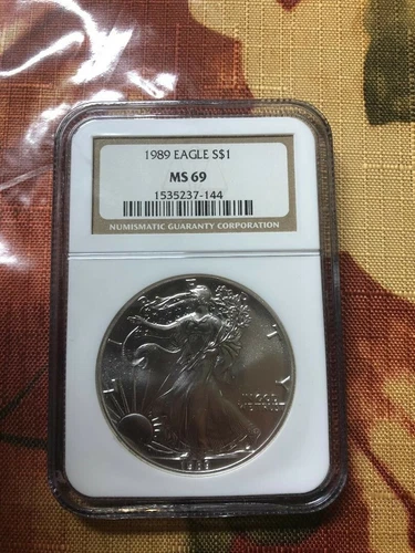 1989 SILVER EAGLE S$1 MS69 NGC