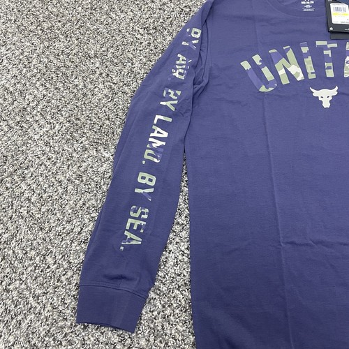 Under Armour Project Rock United Veterans Day LS Herren Medium gehärteter Stahl $60 - Bild 9 von 11