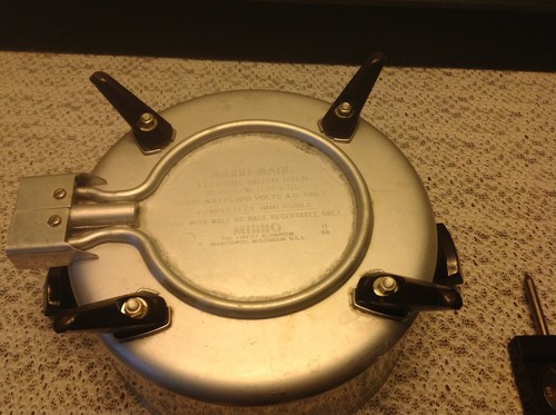 MIRRO-MATIC electric dutch oven vintage stock pot MANITOWOC WISCONSIN USA GUC - Picture 5 of 5