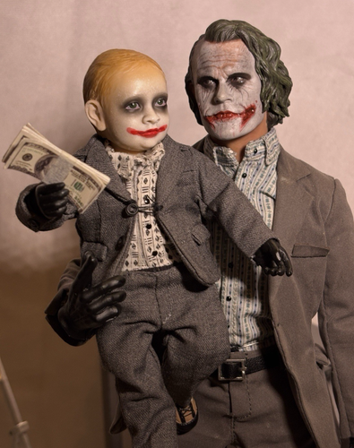 MUSEUM GRADE 1/6 Custom Joker+DISCONTINUED Baby Figure+2 HEADS Dark Knight - Picture 12 of 23