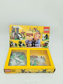 LEGO 6066 Camouflaged Outpost with Original Box Good Castle Knights Forestman Vintage