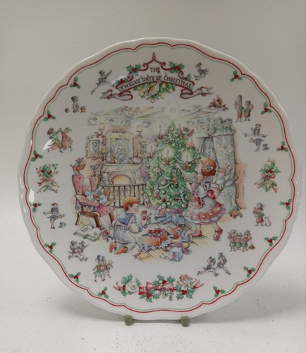 Royal Doulton 1989 Christmas Plate The Twelve Days of Christmas 8.5"