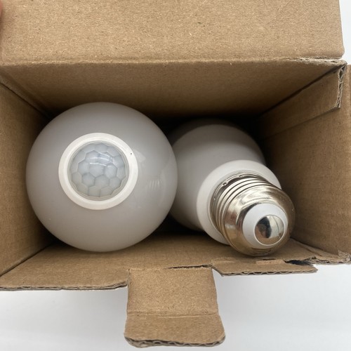 PIR Motion Sensor Light Bulbs, 12W (100W Equivalent) E26 LED Body Motion - Picture 4 of 6