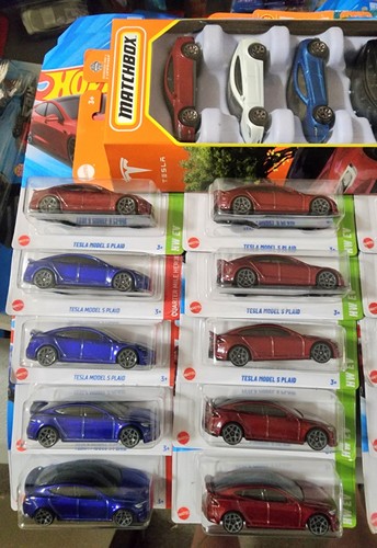 🔥Hot Wheels & MB Tesla Lot of 36 Model S Plaid Y Roadster + 2 Tesla 5-packs (A) - Picture 2 of 11