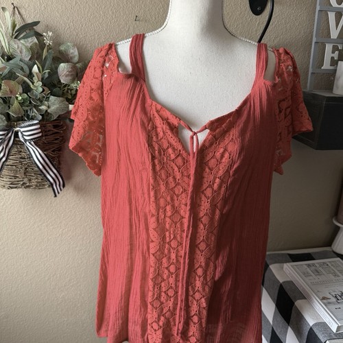 Damen Plus rot Gaze W Spitze Cold Shoulder Crinkle Top 2X - Bild 2 von 10