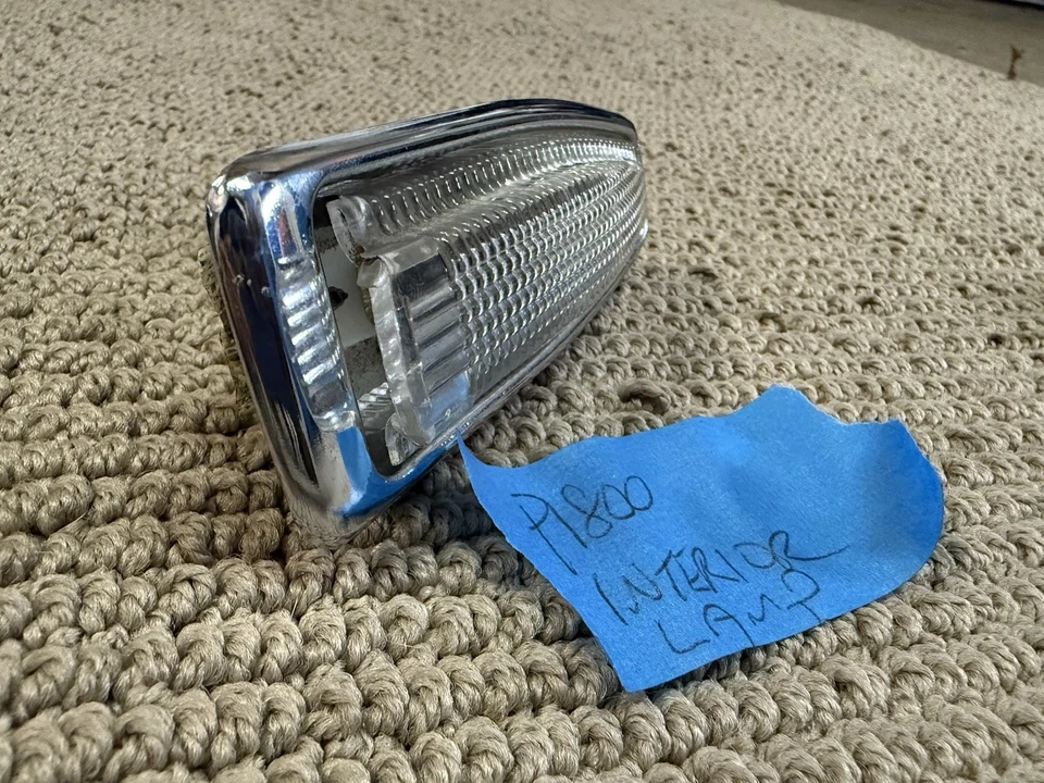 Lámpara de luz interior Volvo P1800 carcasa original OEM + lente, excelente forma Foto 2 de 4